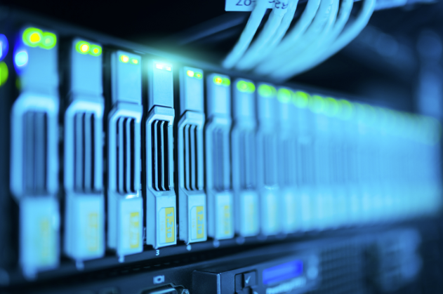 Cloud Computing vs Traditional Servers